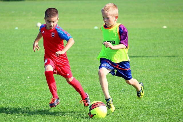 football-3828278_640